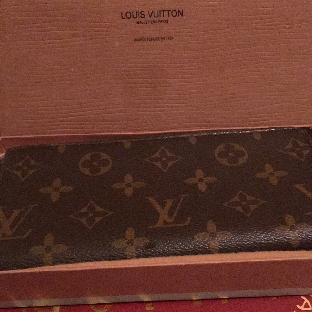 Louis Vuitton Monogram Wallet